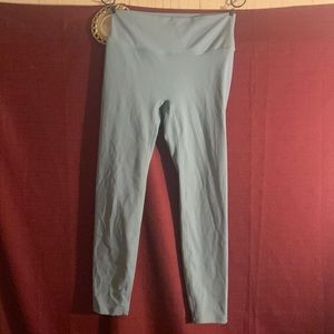 leggings, go to shin